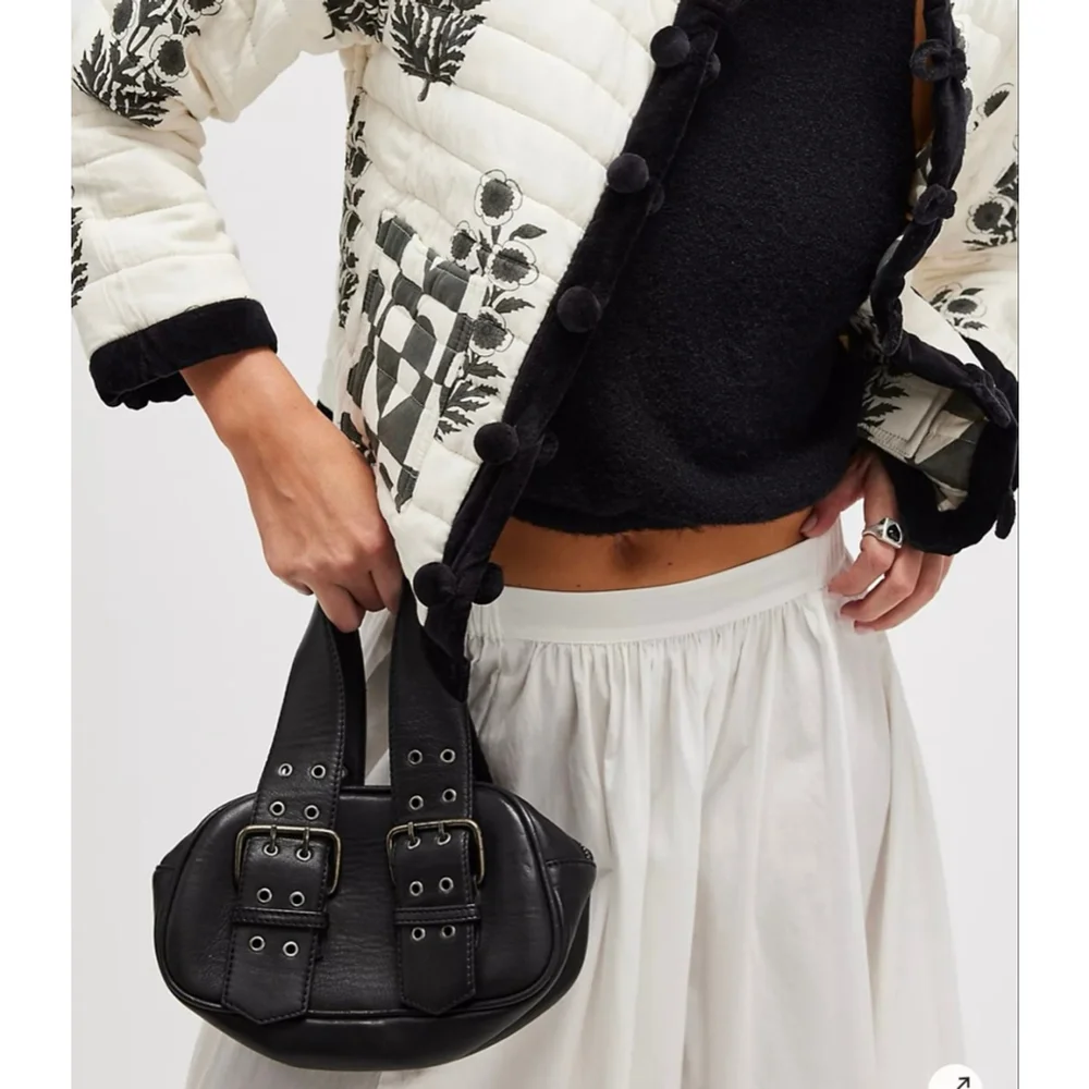 Free People Say Yes Bag NWOT Black - Picture 2 of 6